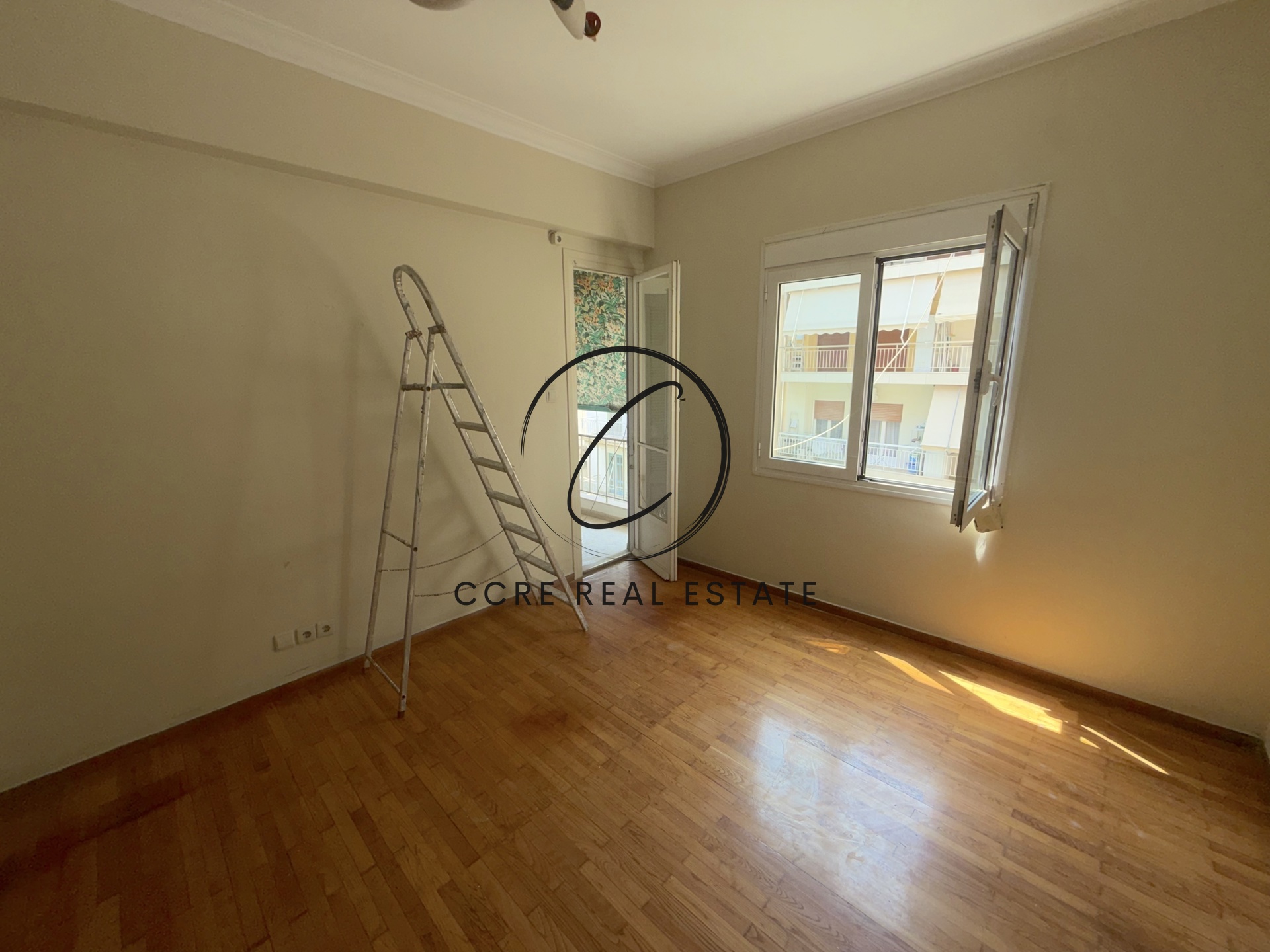Gallery image 16