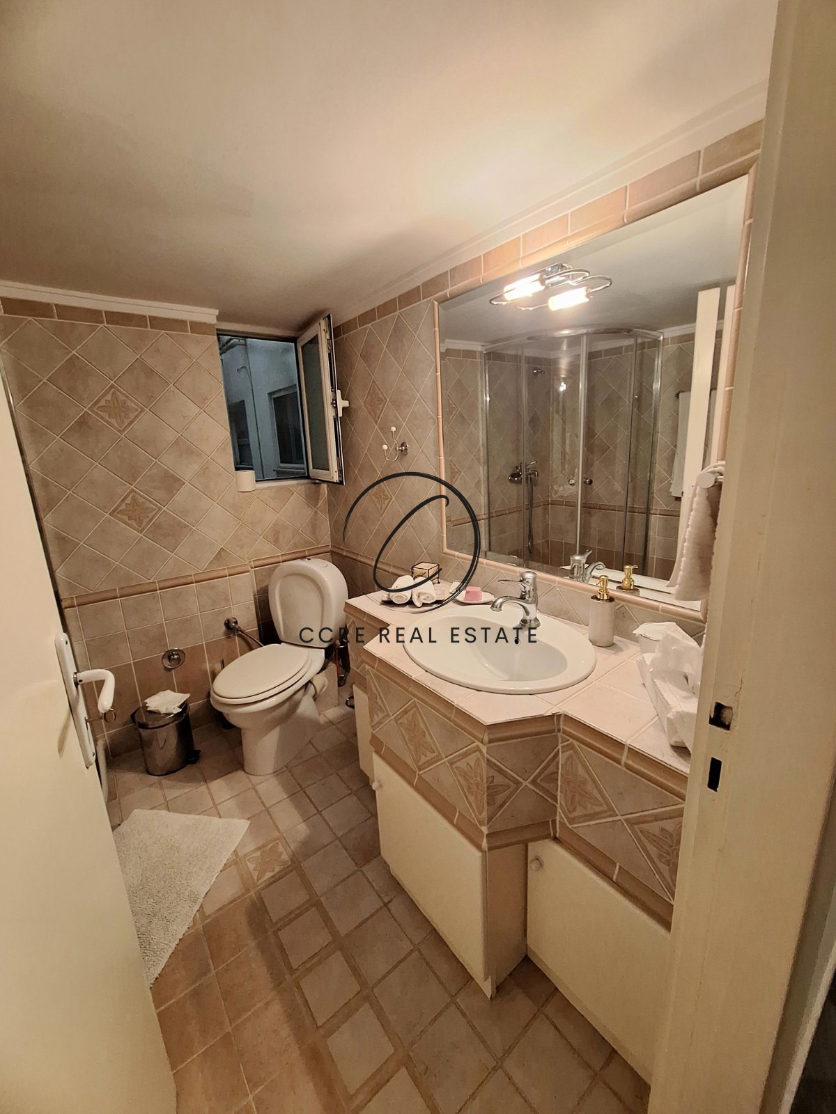 Gallery image 17