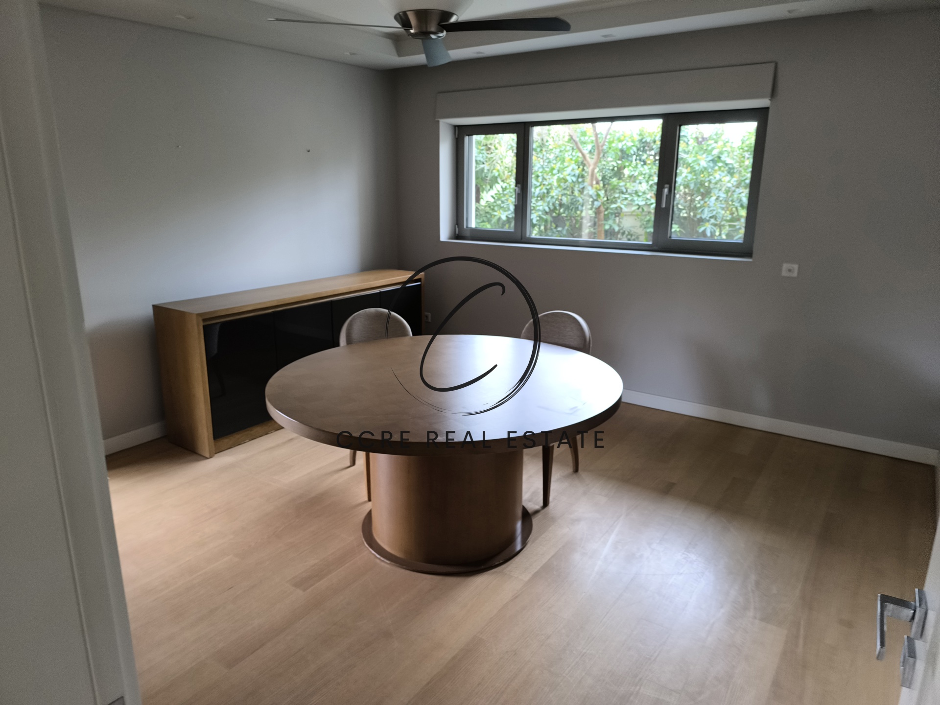 Gallery image 12