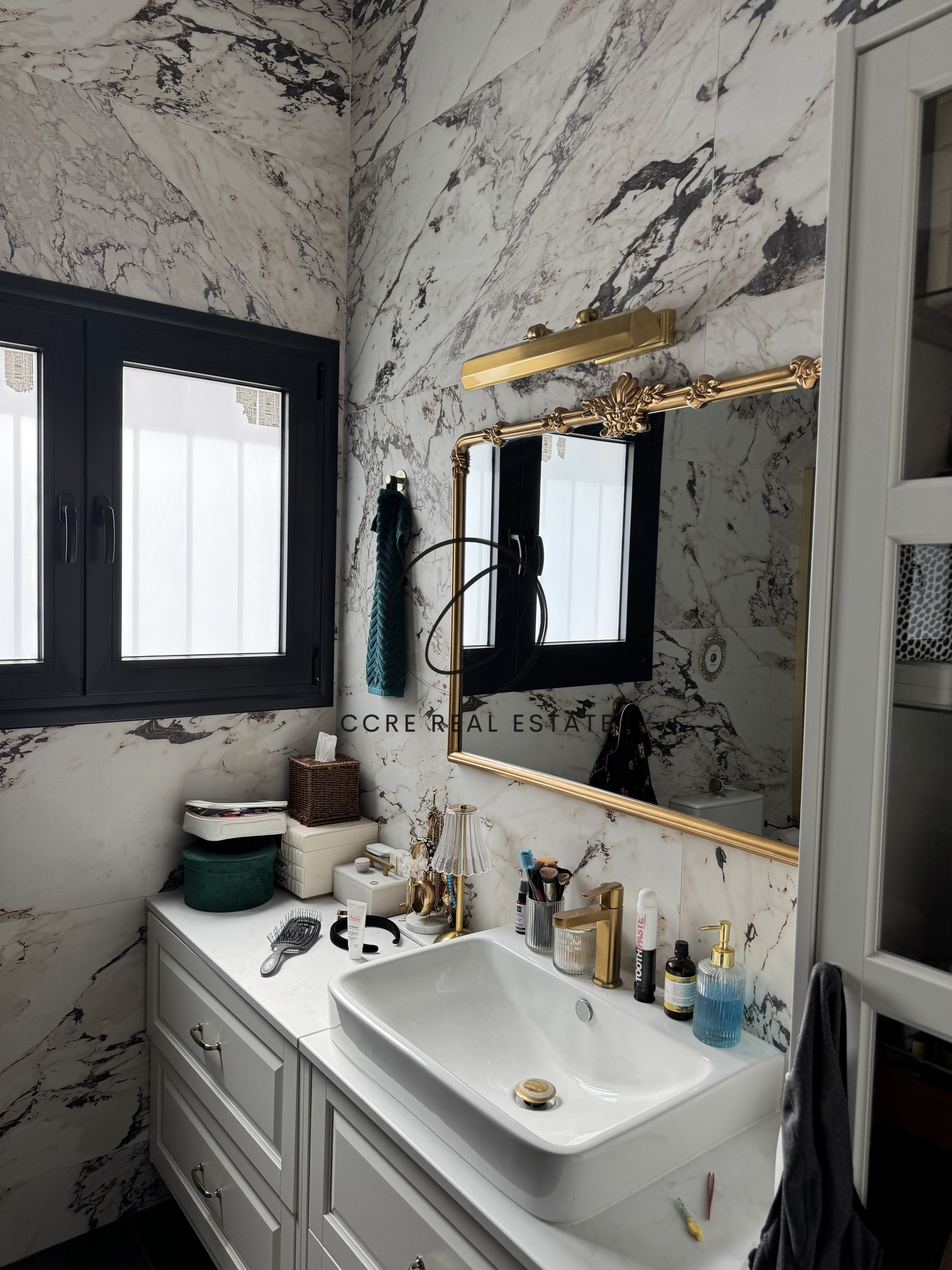 Gallery image 21