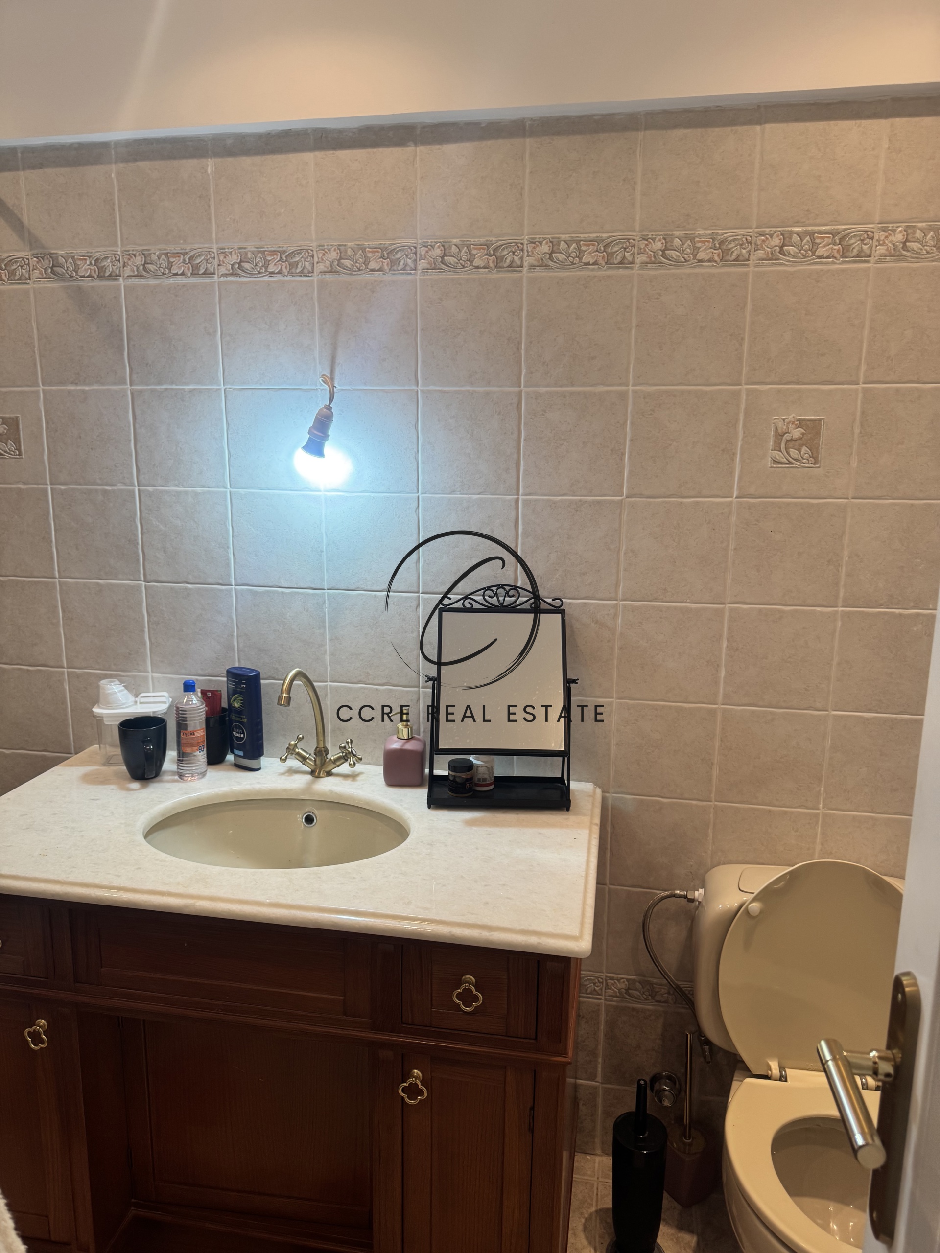 Gallery image 38