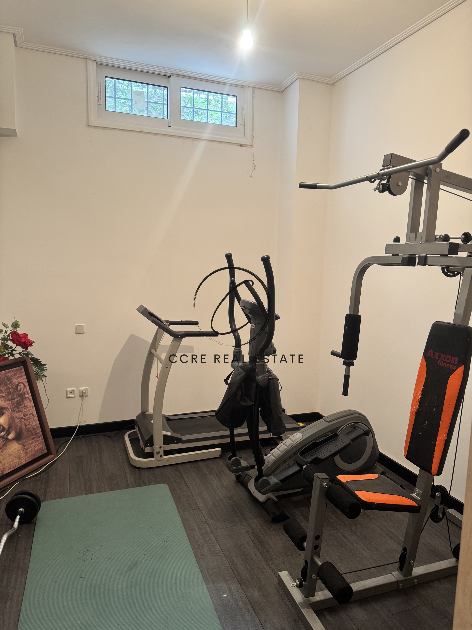Gallery image 36