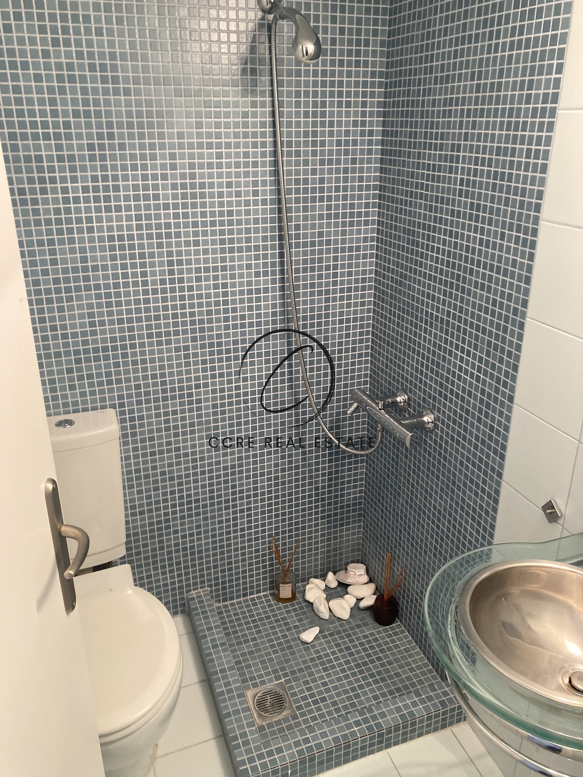 Gallery image 17