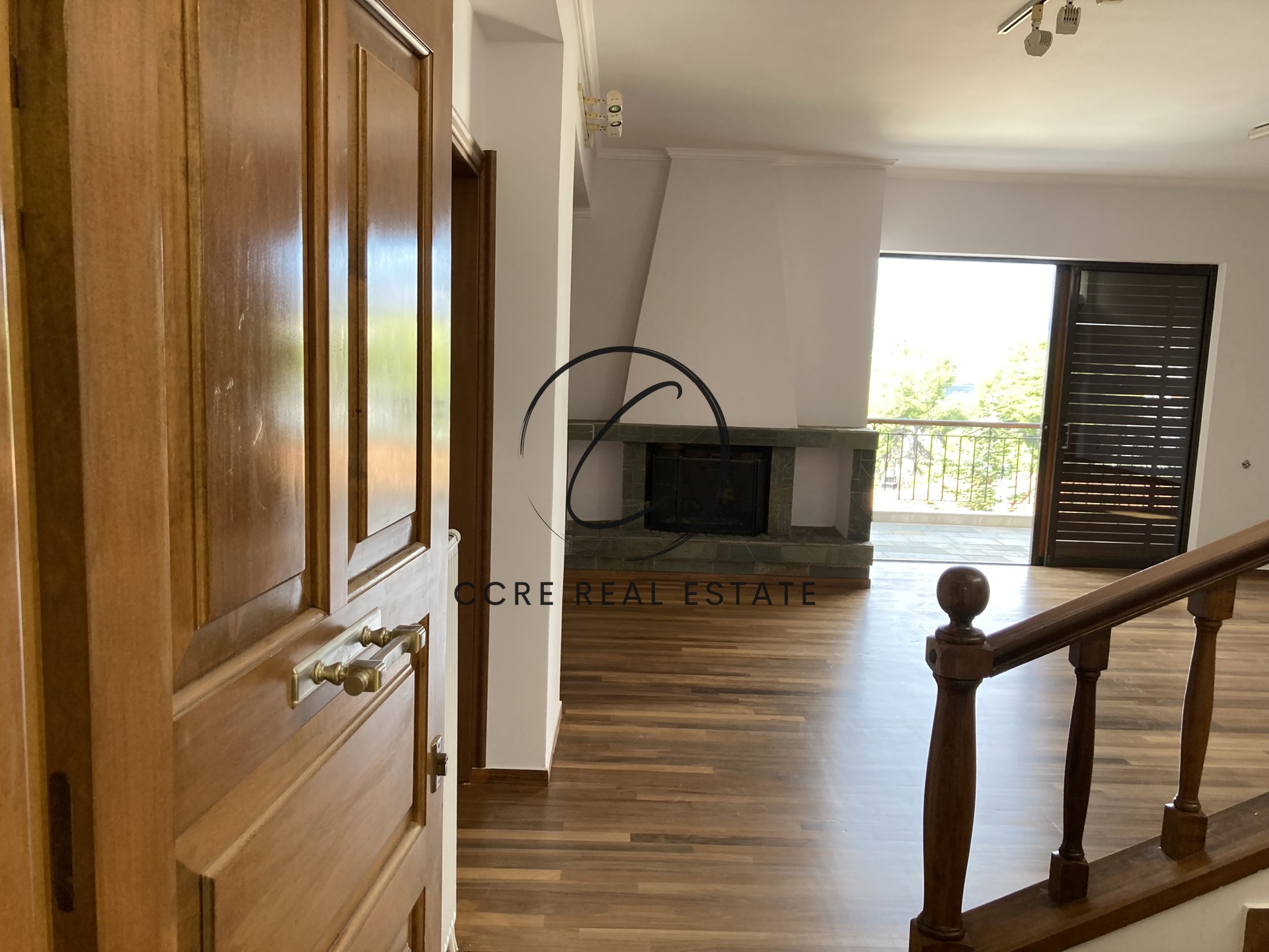 Gallery image 15