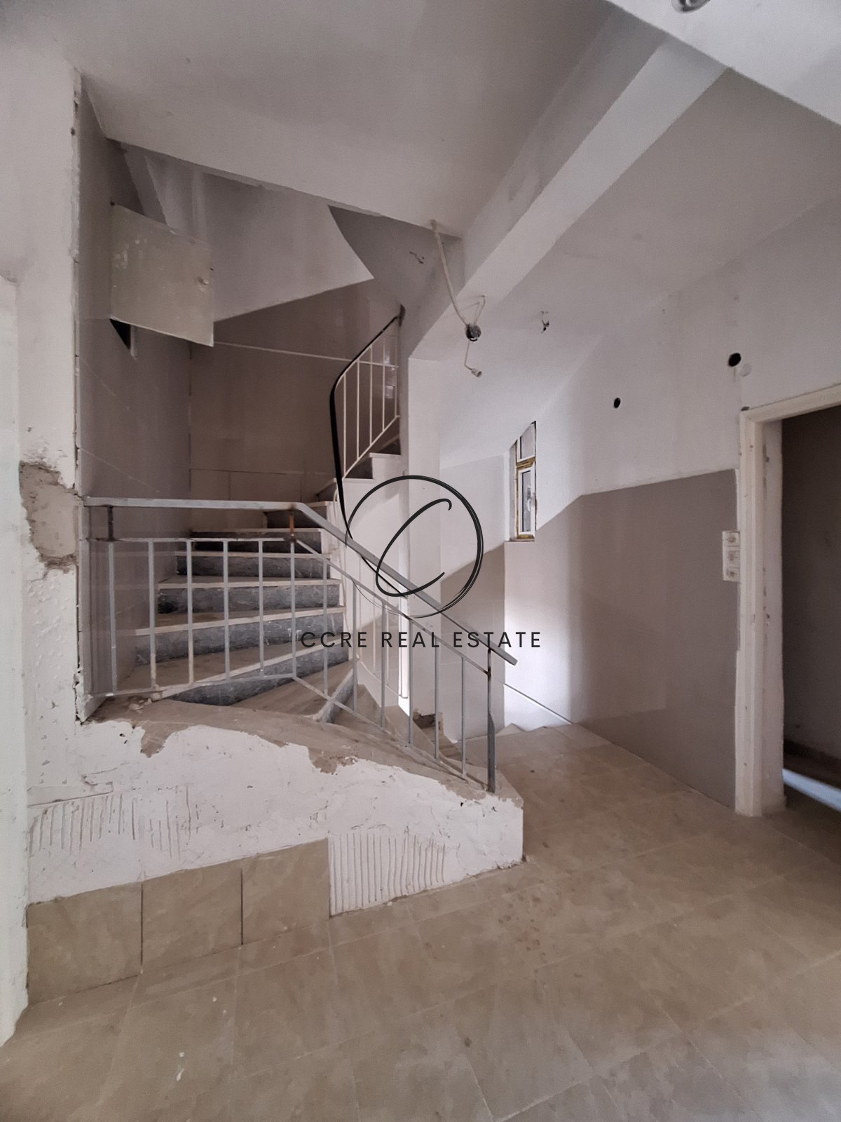 Gallery image 13