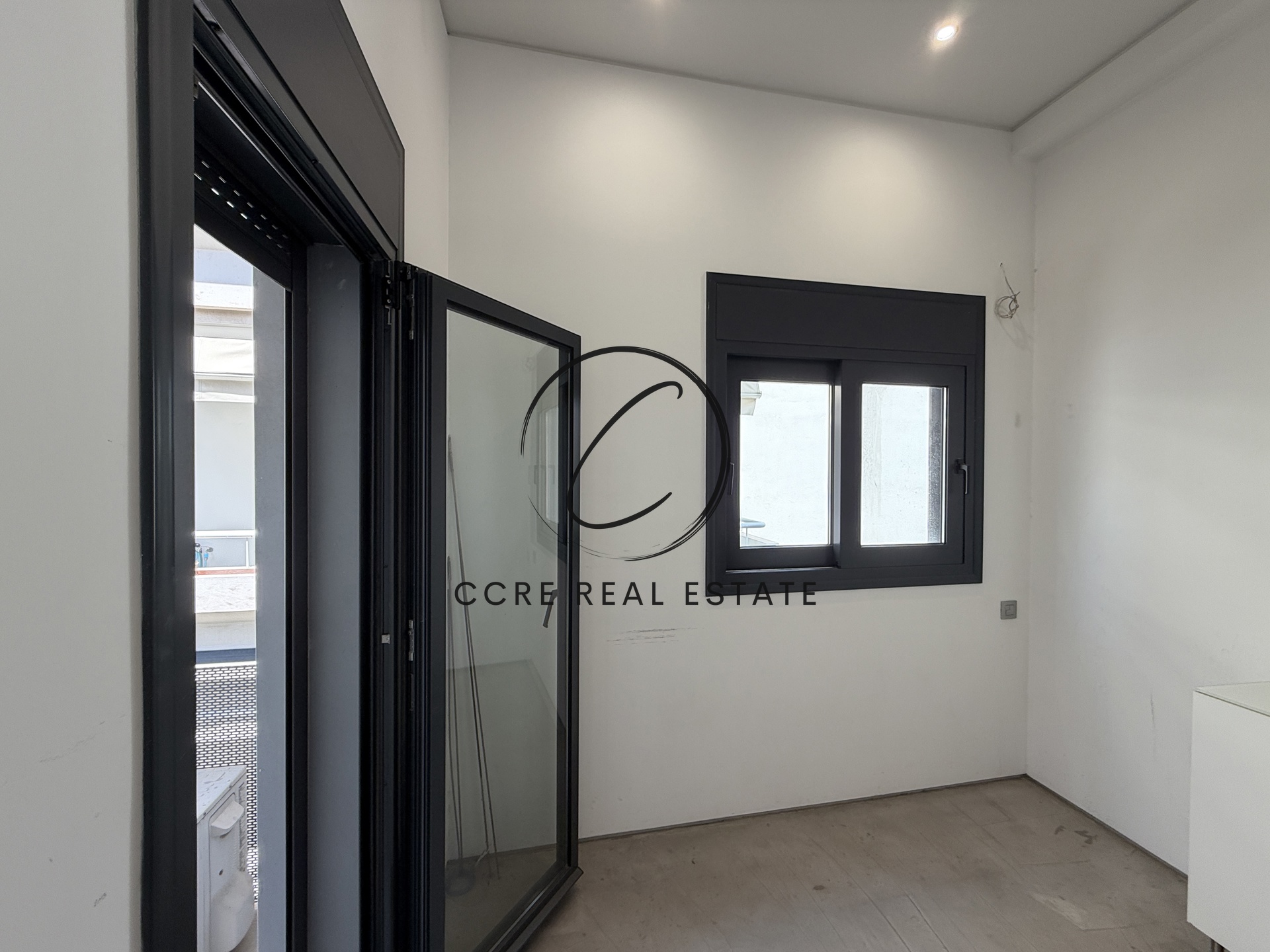 Gallery image 33