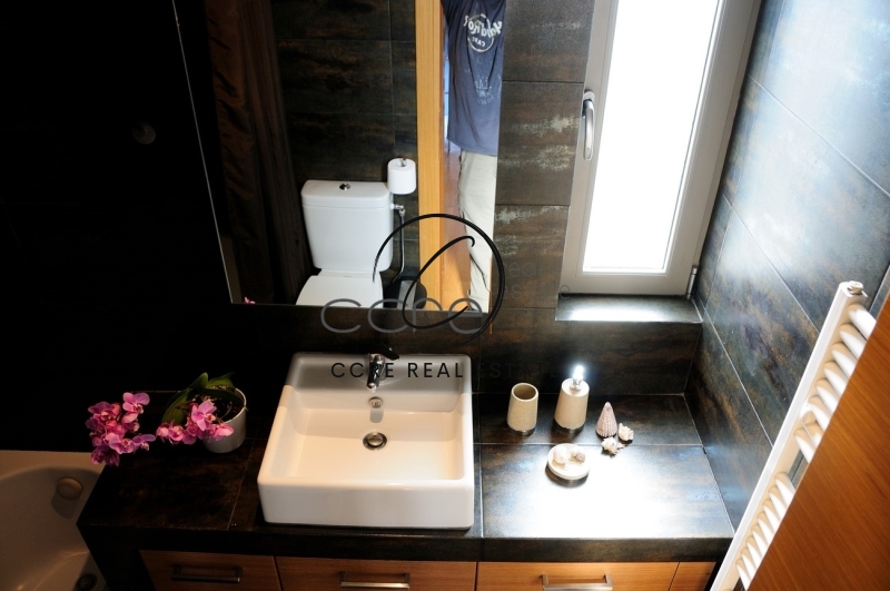 Gallery image 9