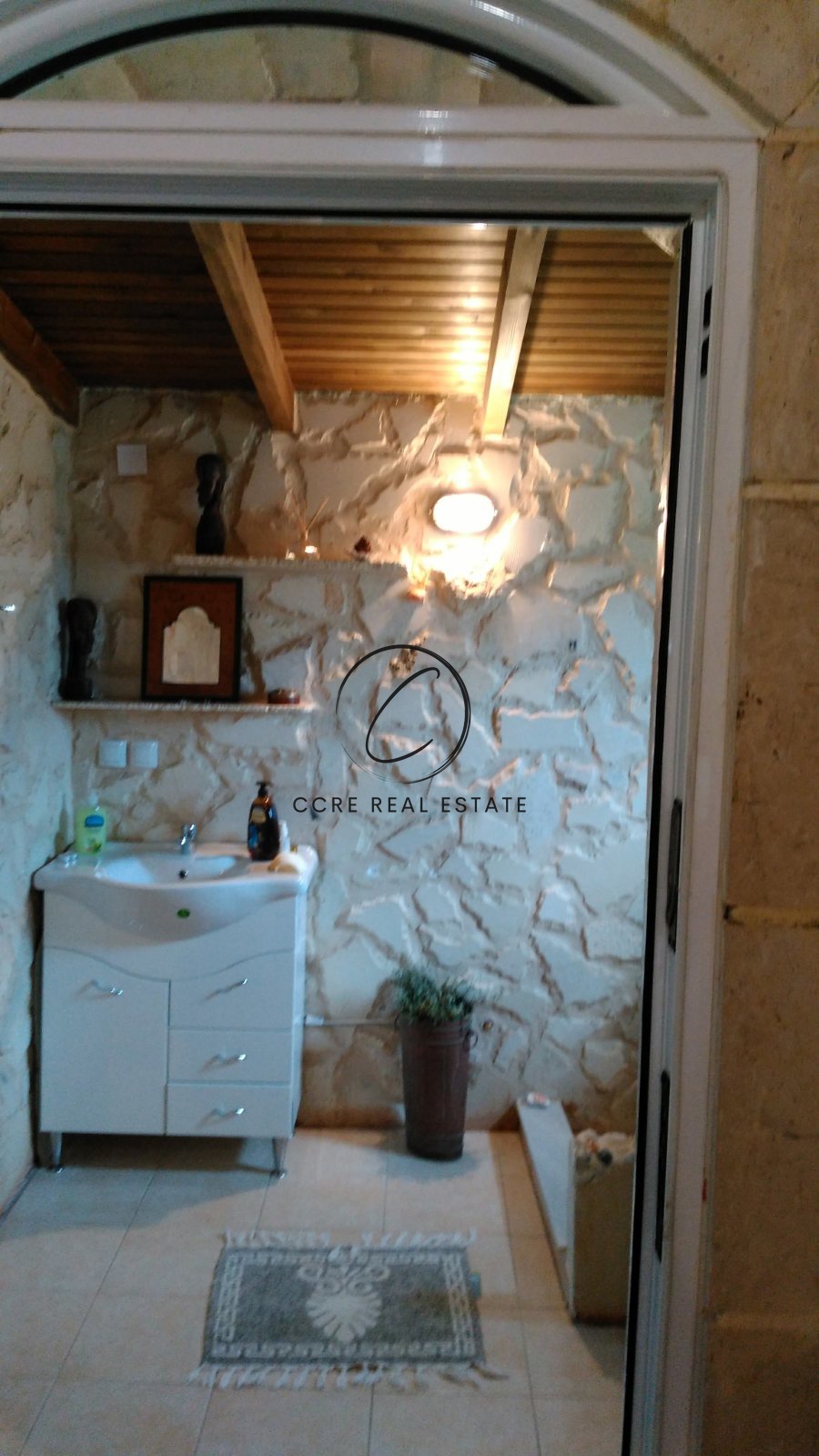 Gallery image 13