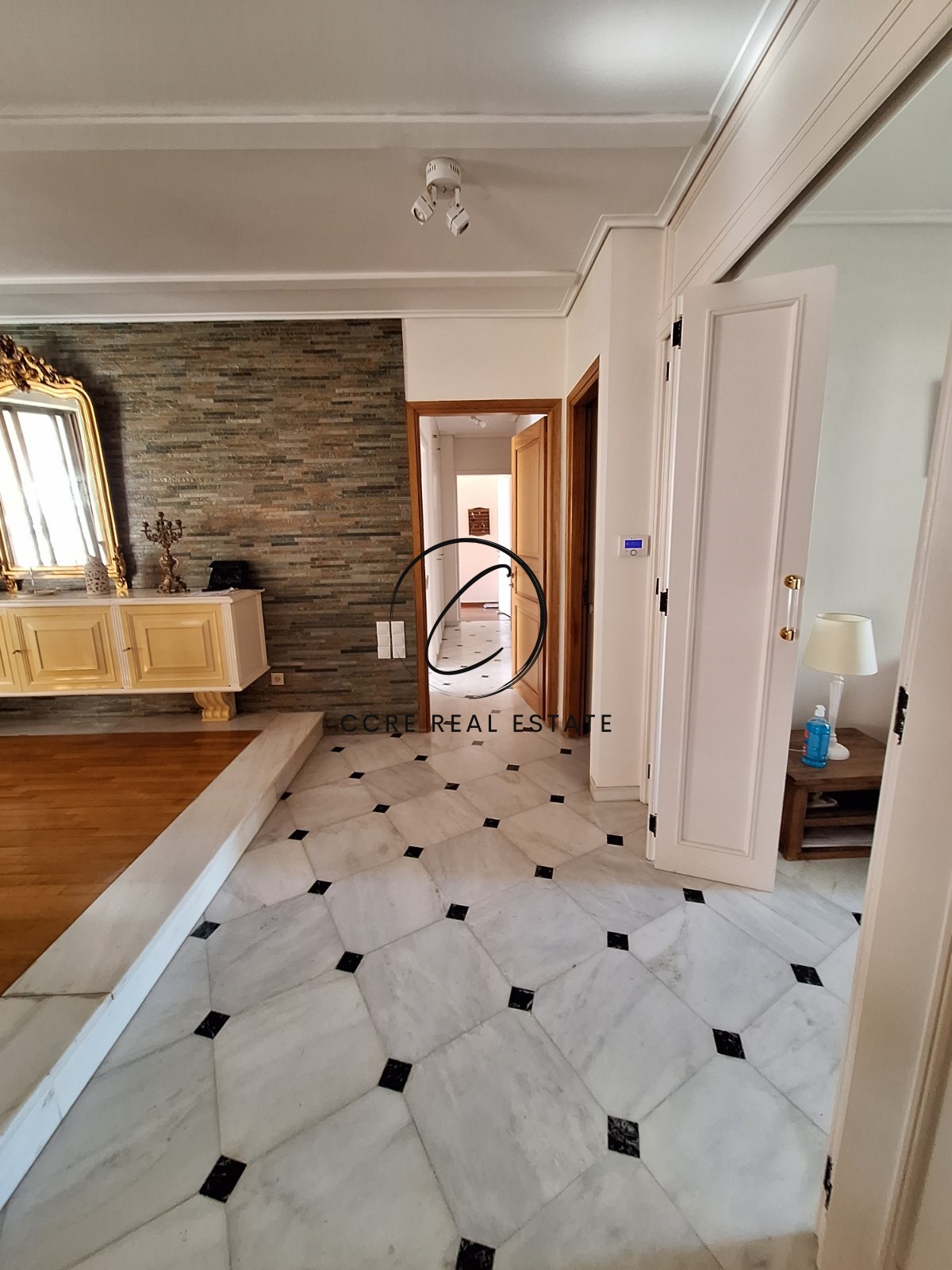 Gallery image 20