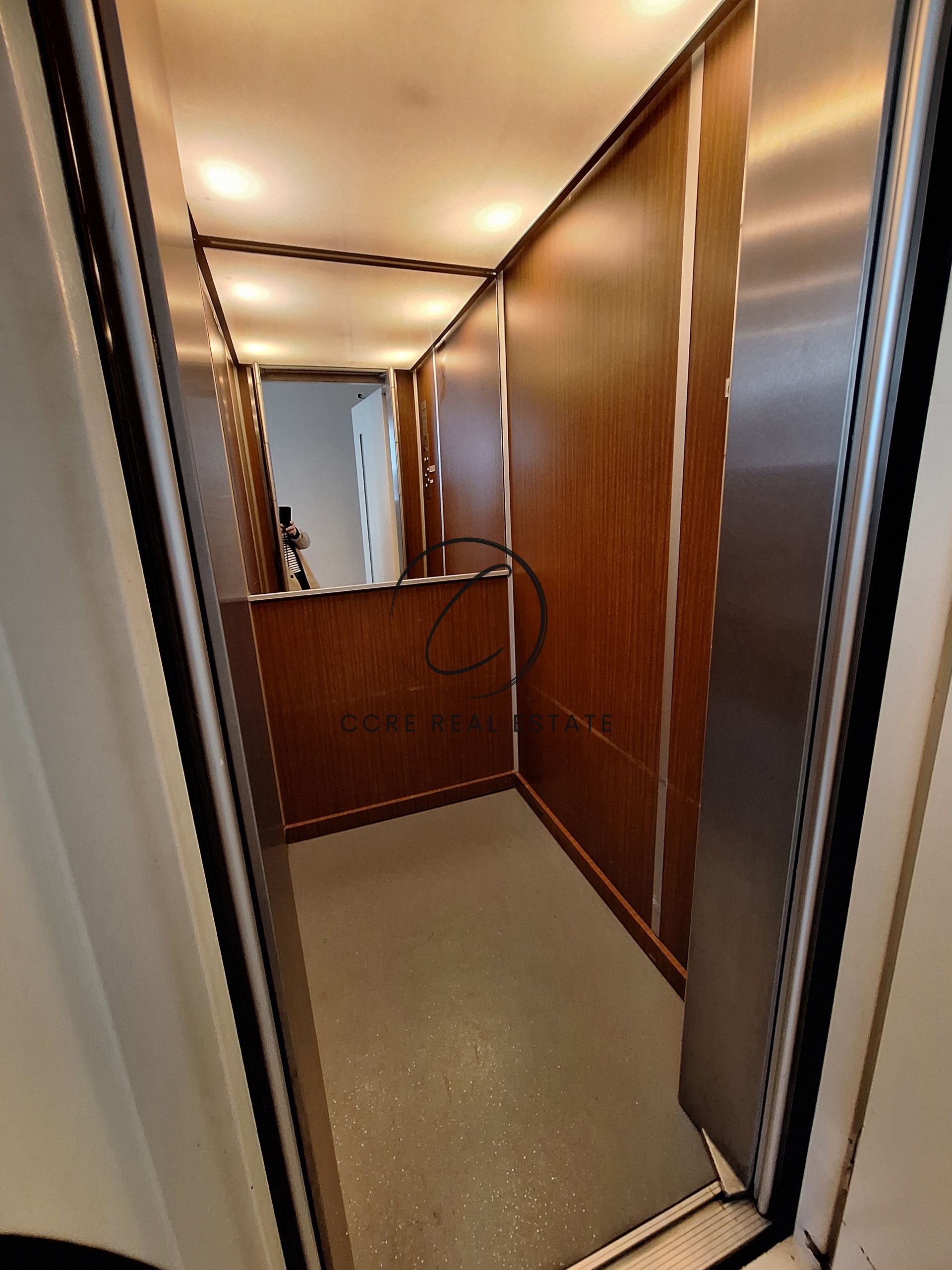 Gallery image 13