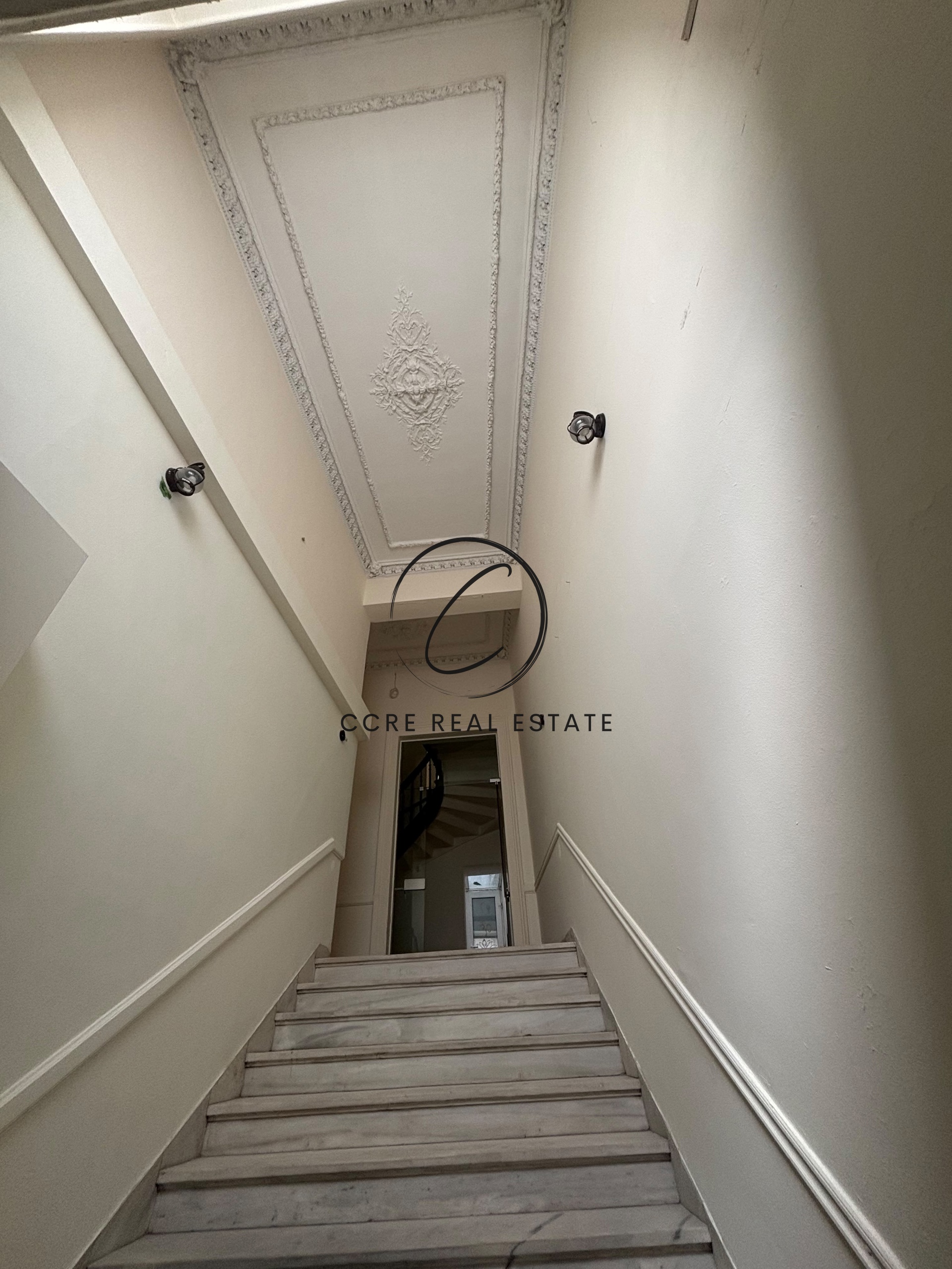 Gallery image 10