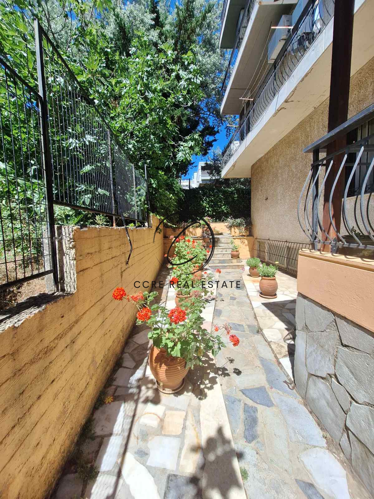 Gallery image 10