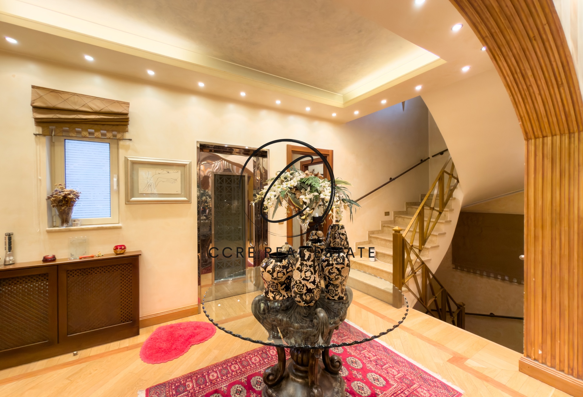 Gallery image 10