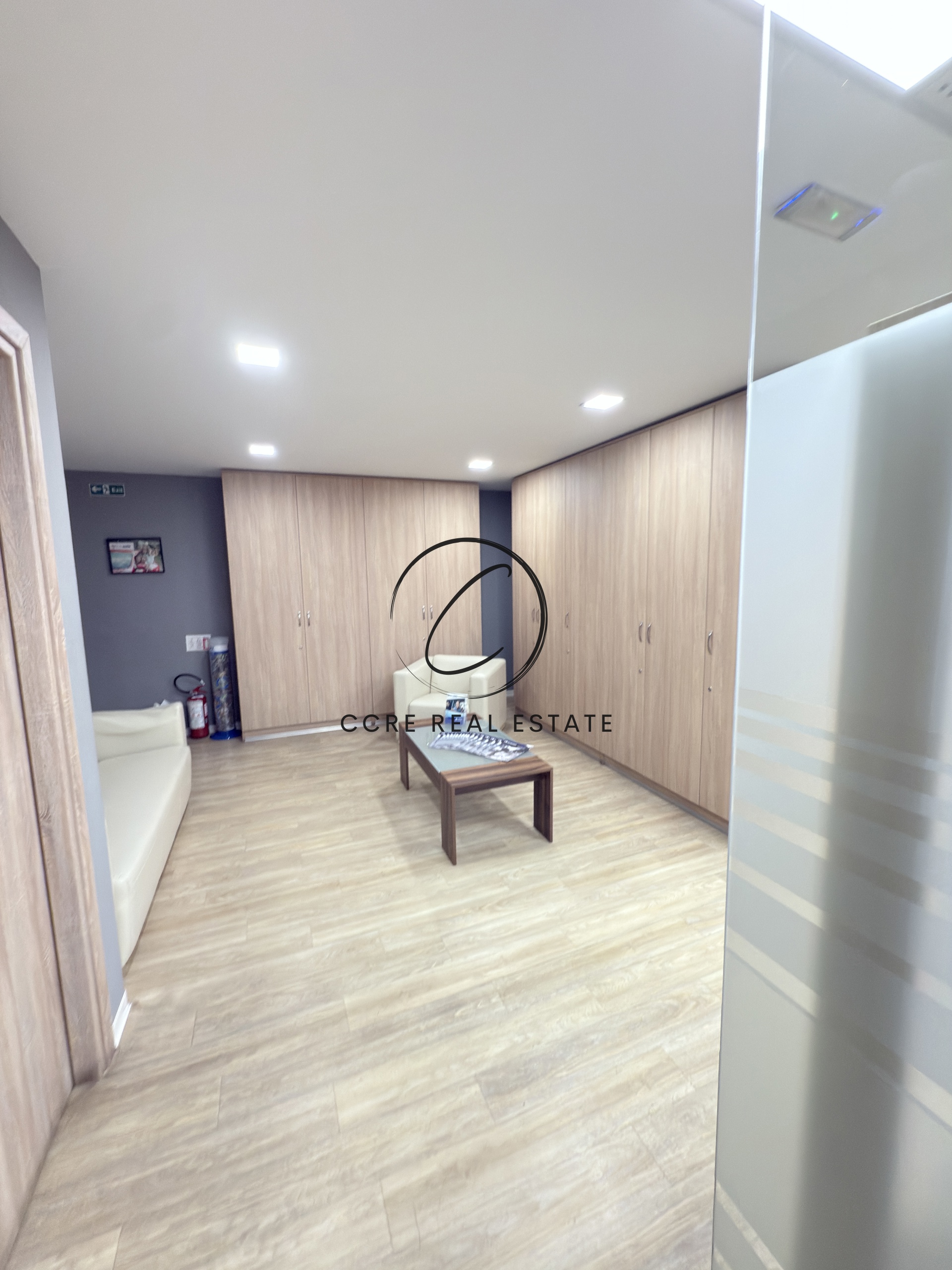 Gallery image 12