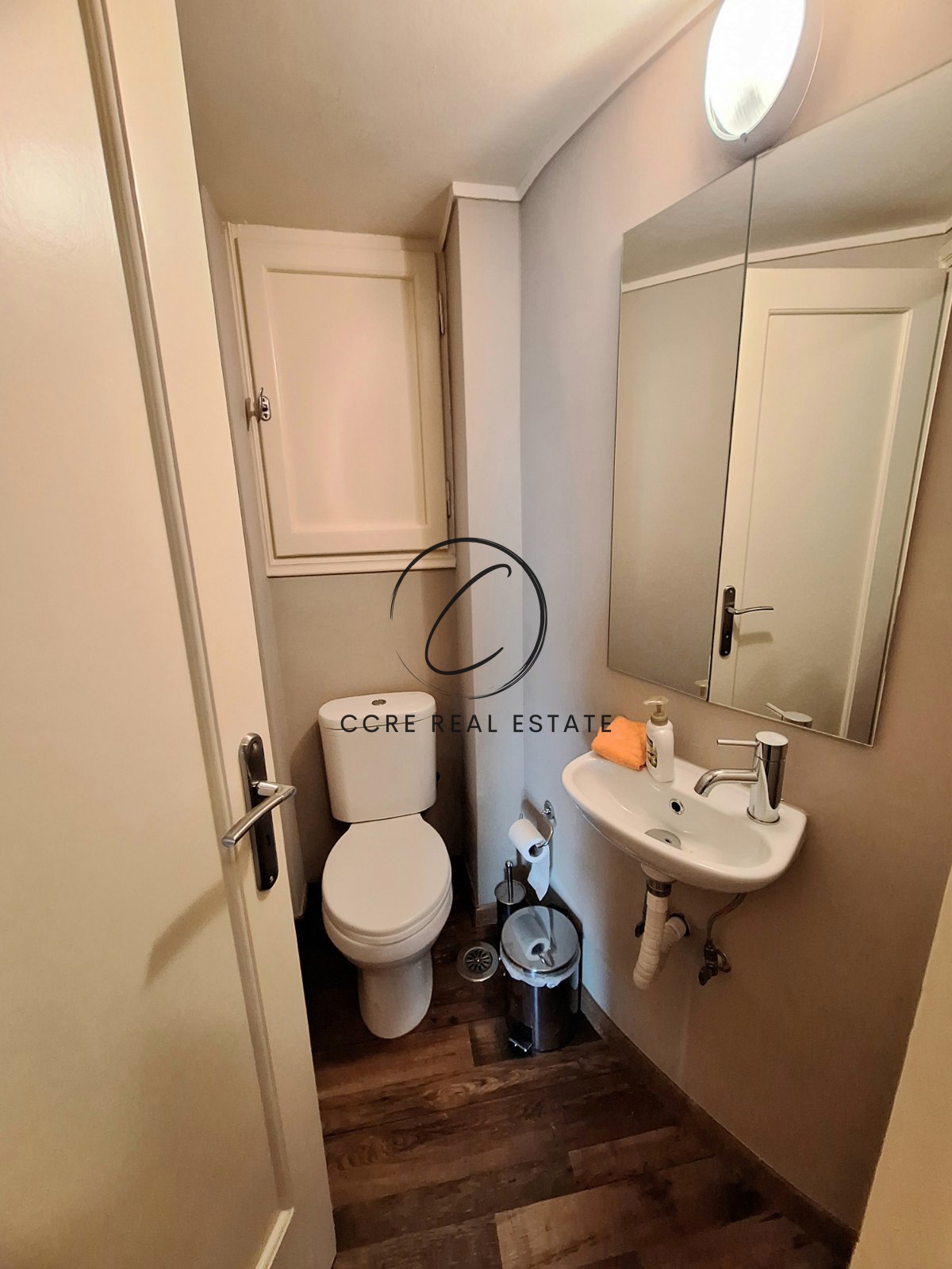 Gallery image 12