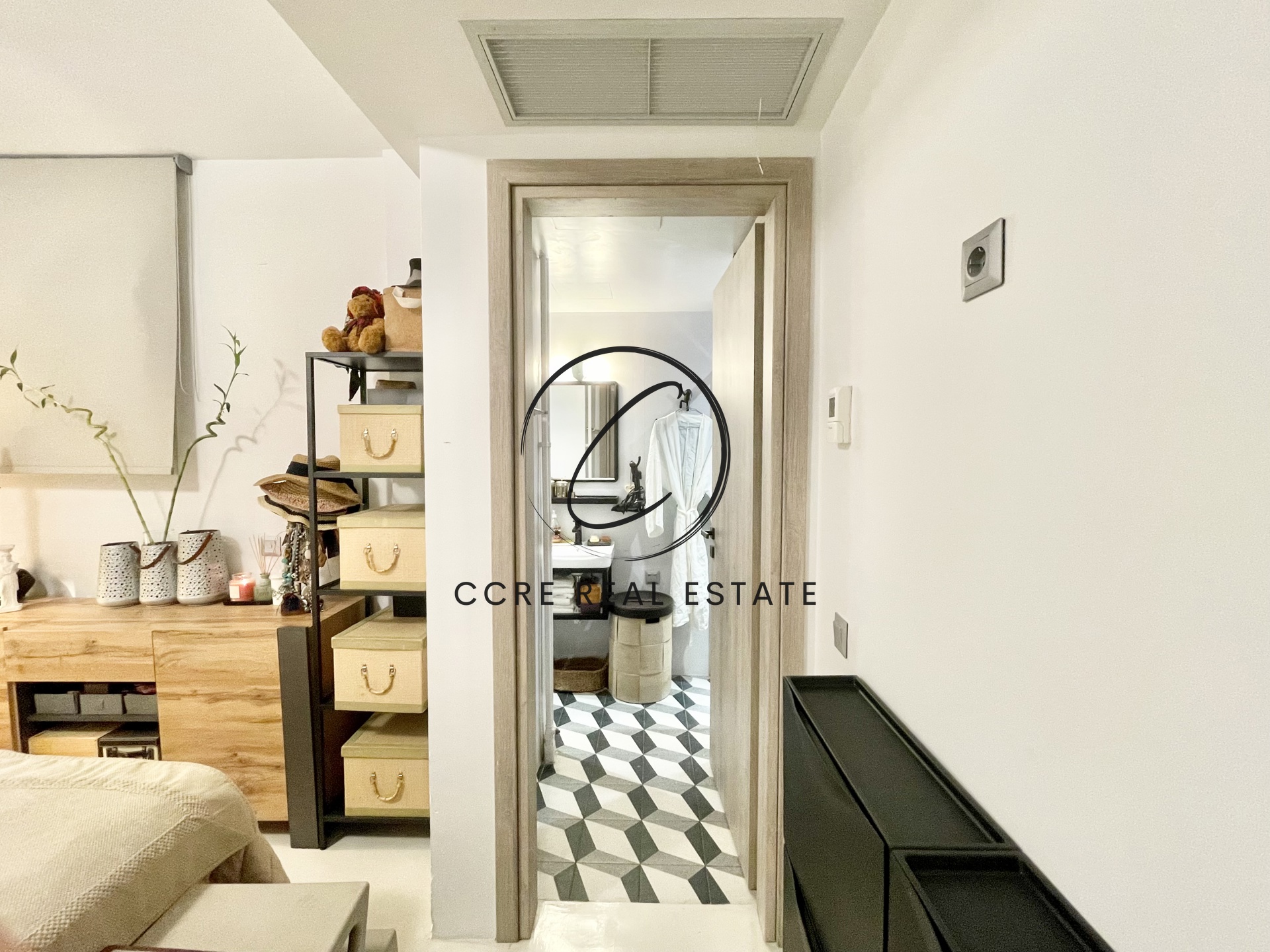 Gallery image 12