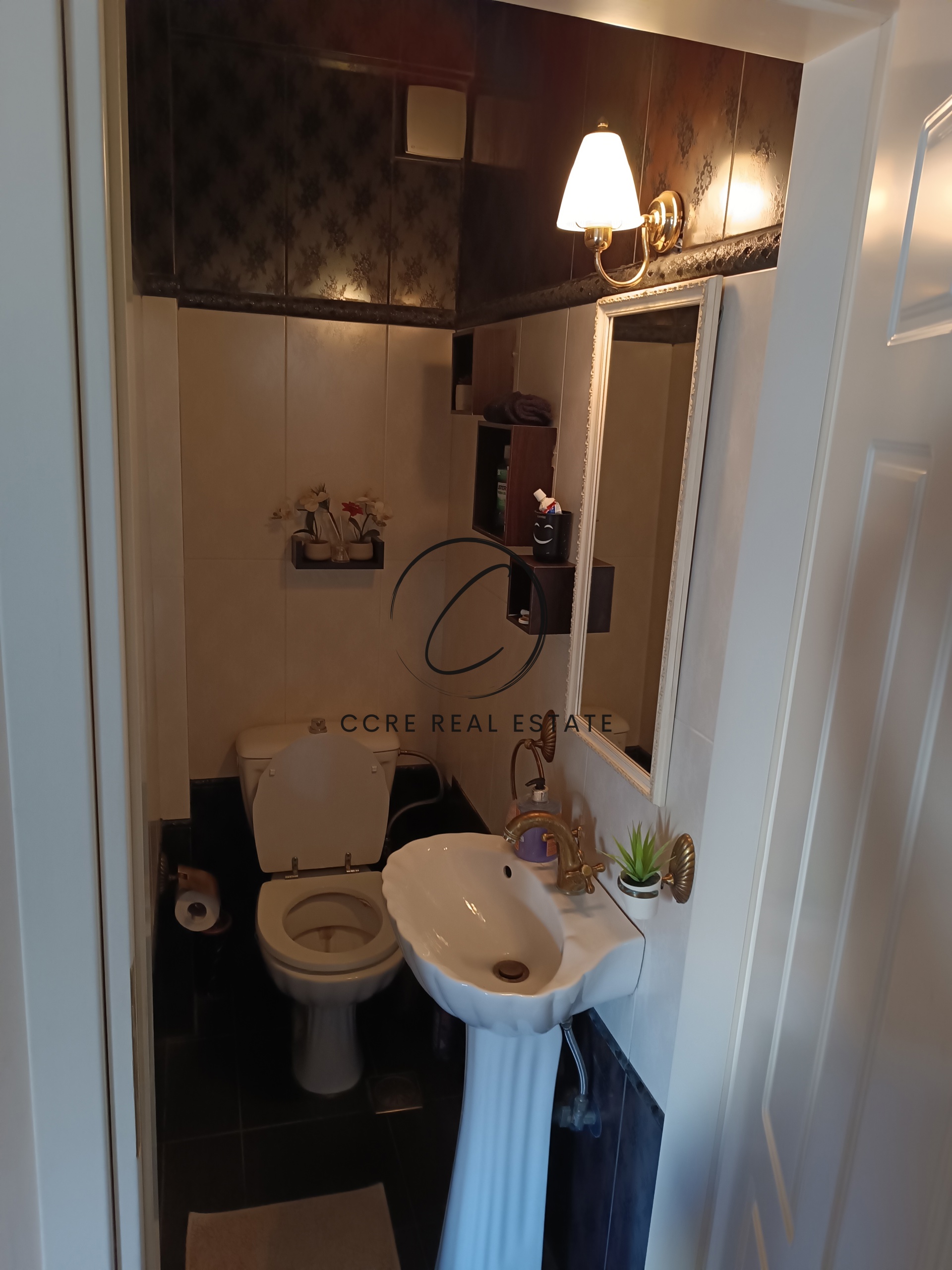 Gallery image 6