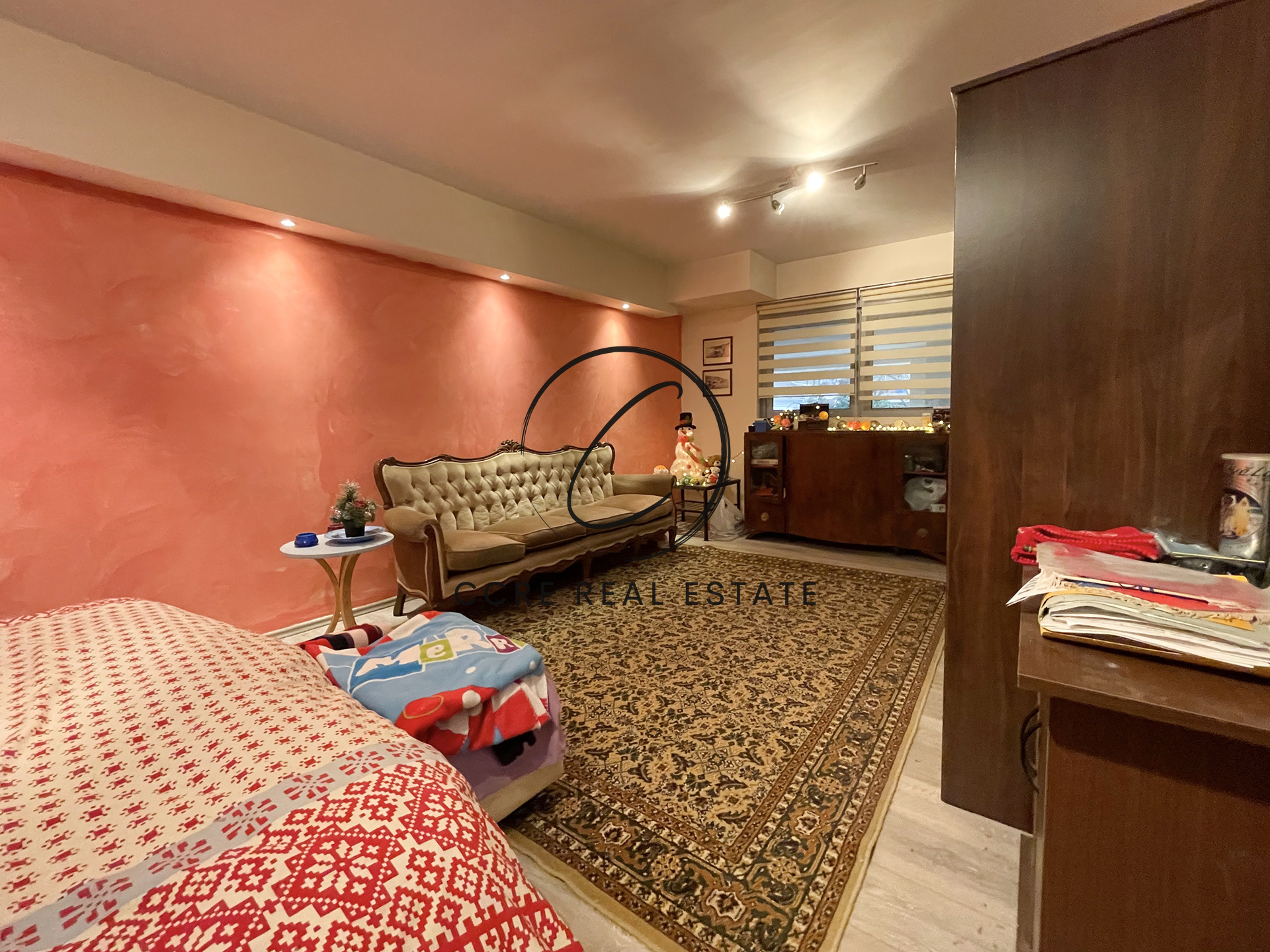 Gallery image 7