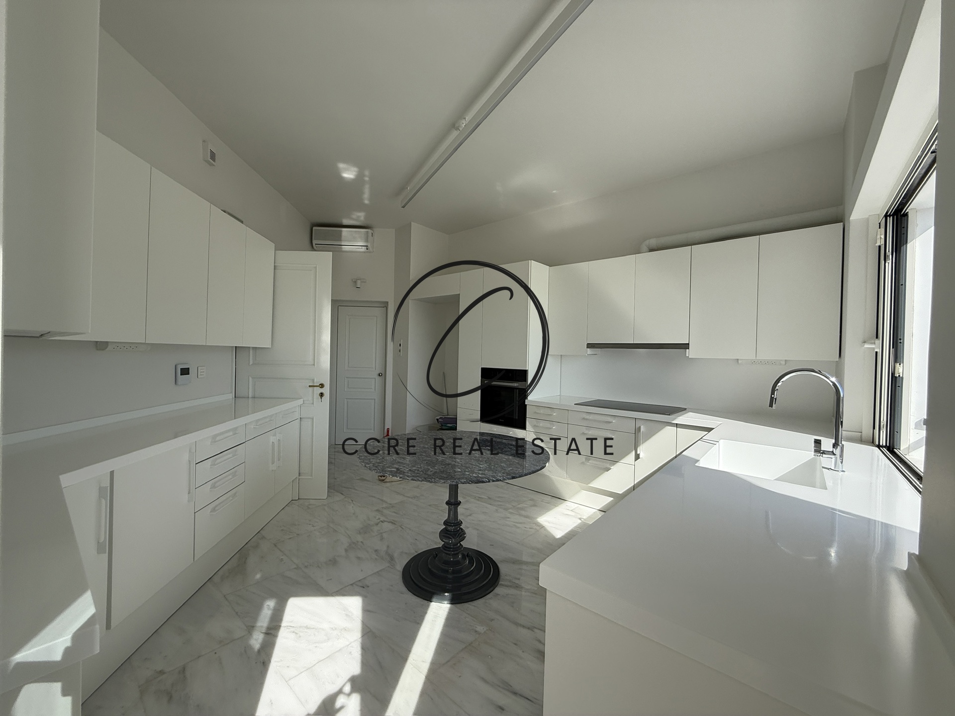 Gallery image 15