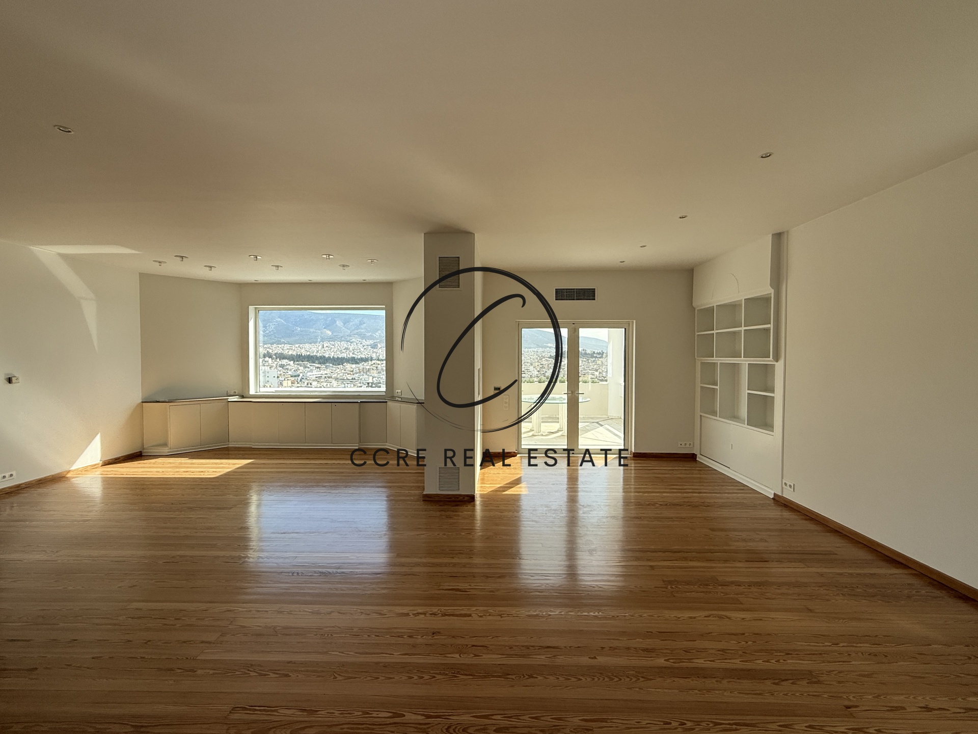 Gallery image 13