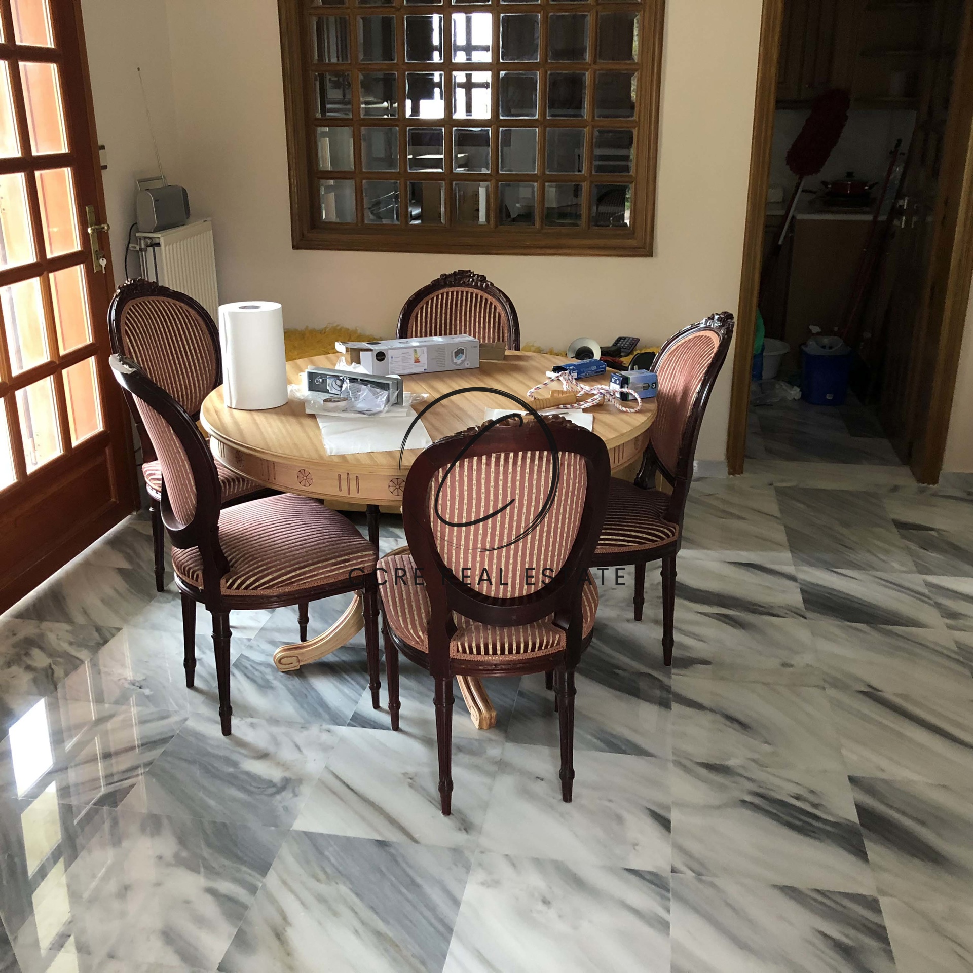 Gallery image 12