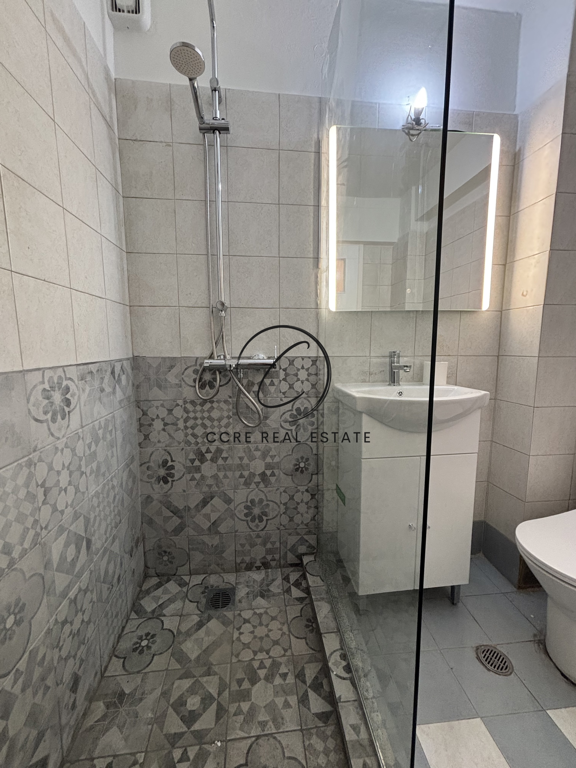 Gallery image 14