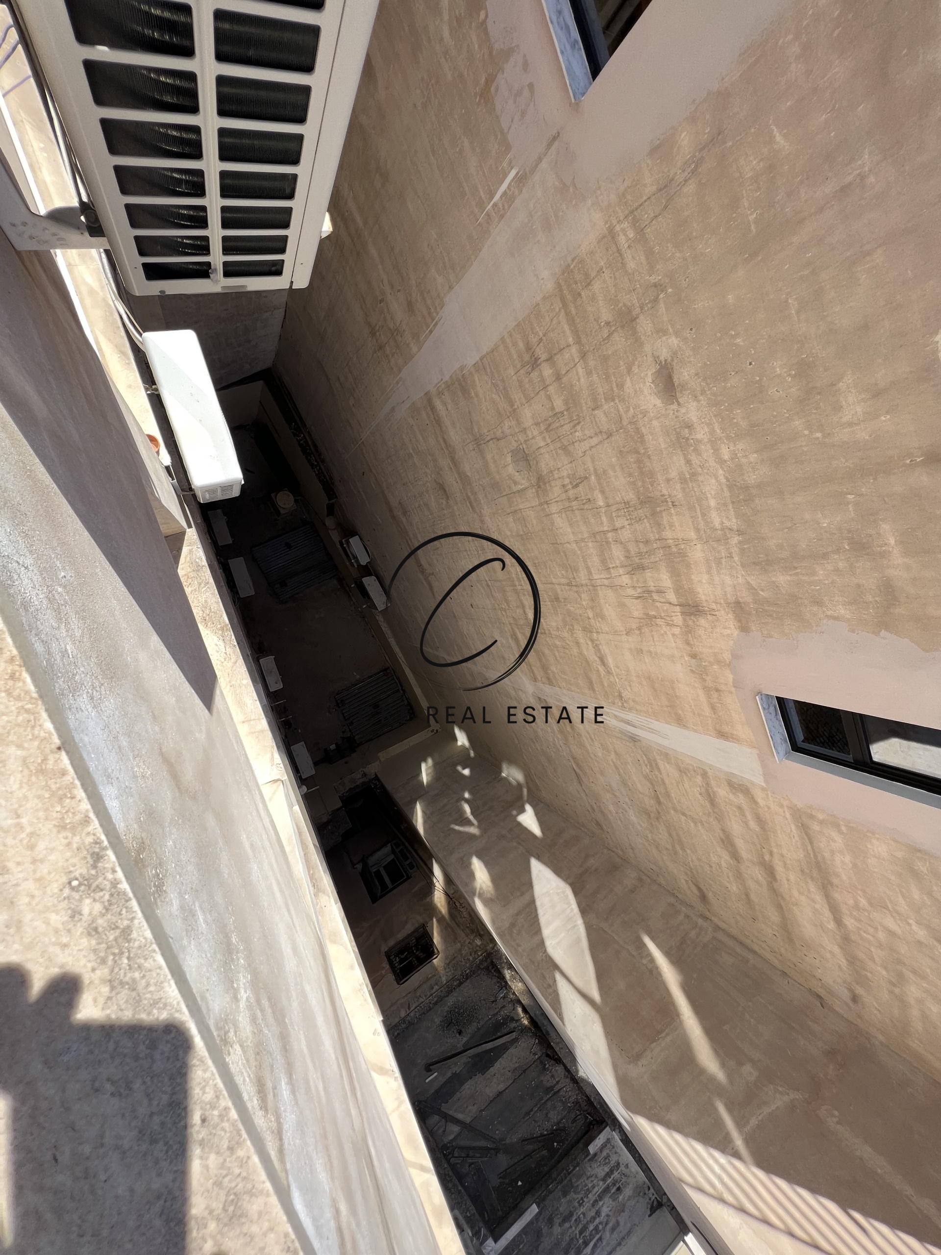 Gallery image 12