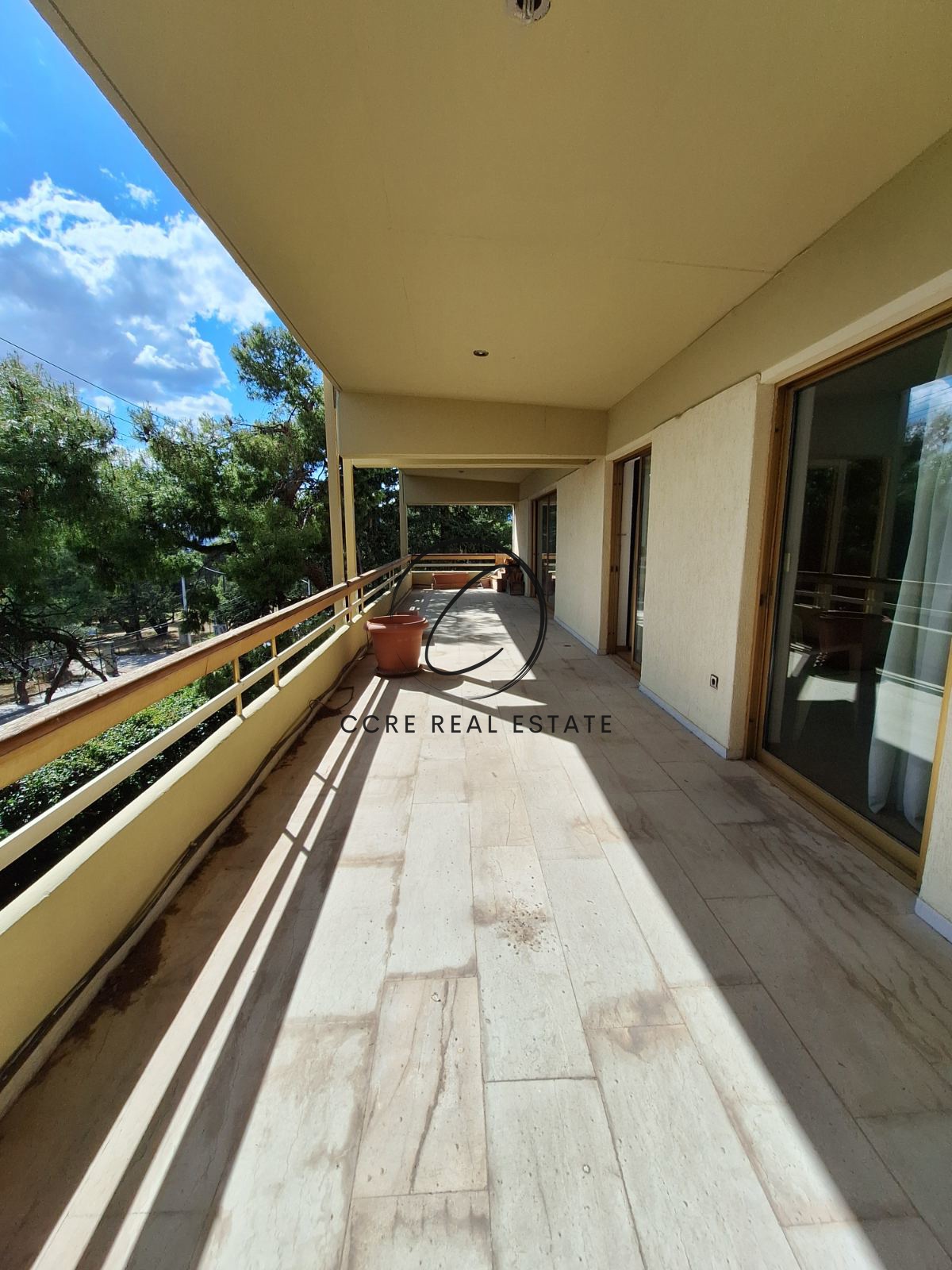 Gallery image 18