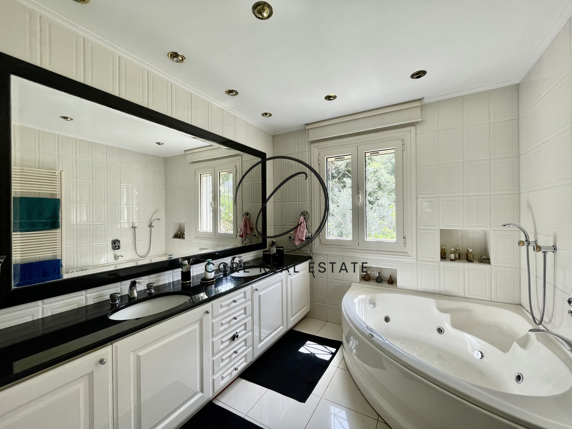 Gallery image 10