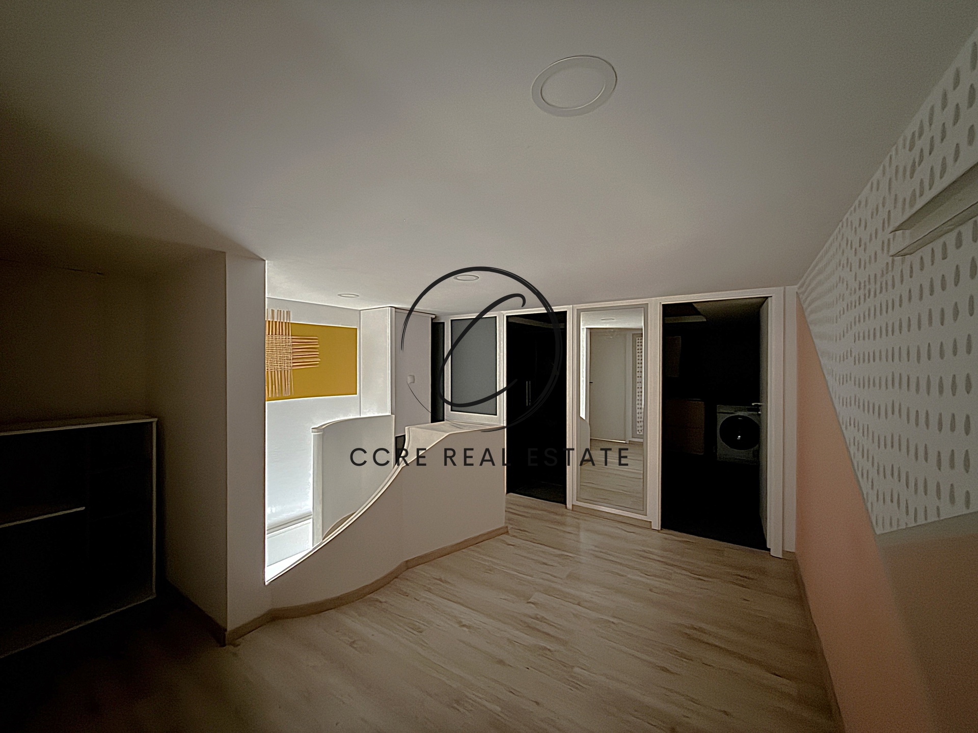 Gallery image 10