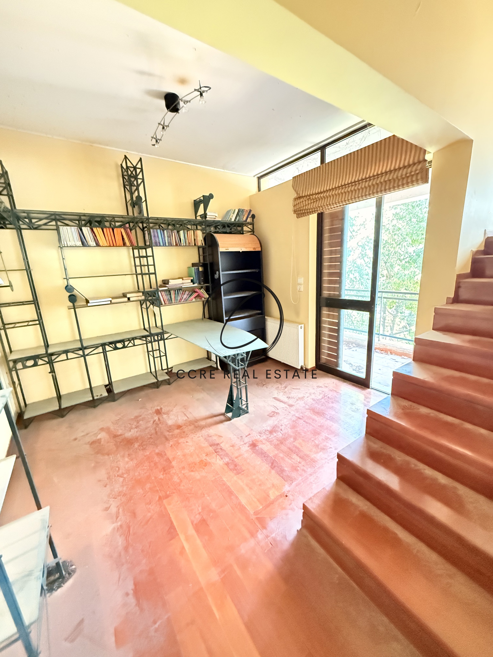 Gallery image 13