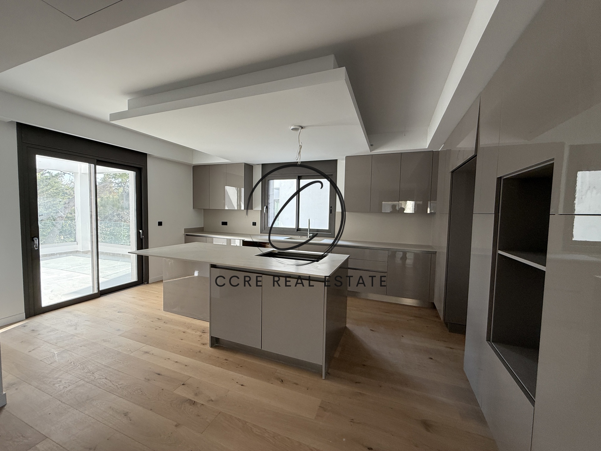 Gallery image 3