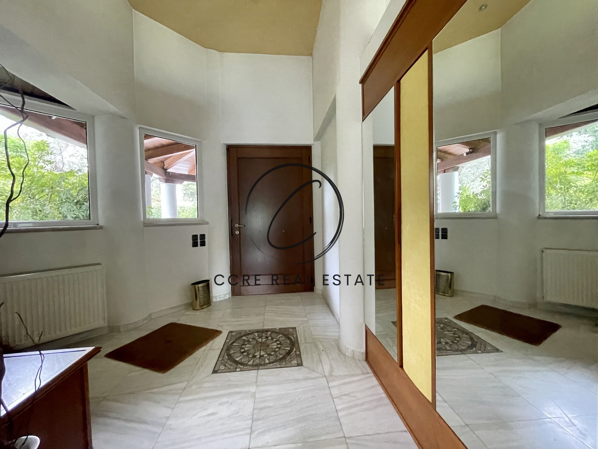 Gallery image 12