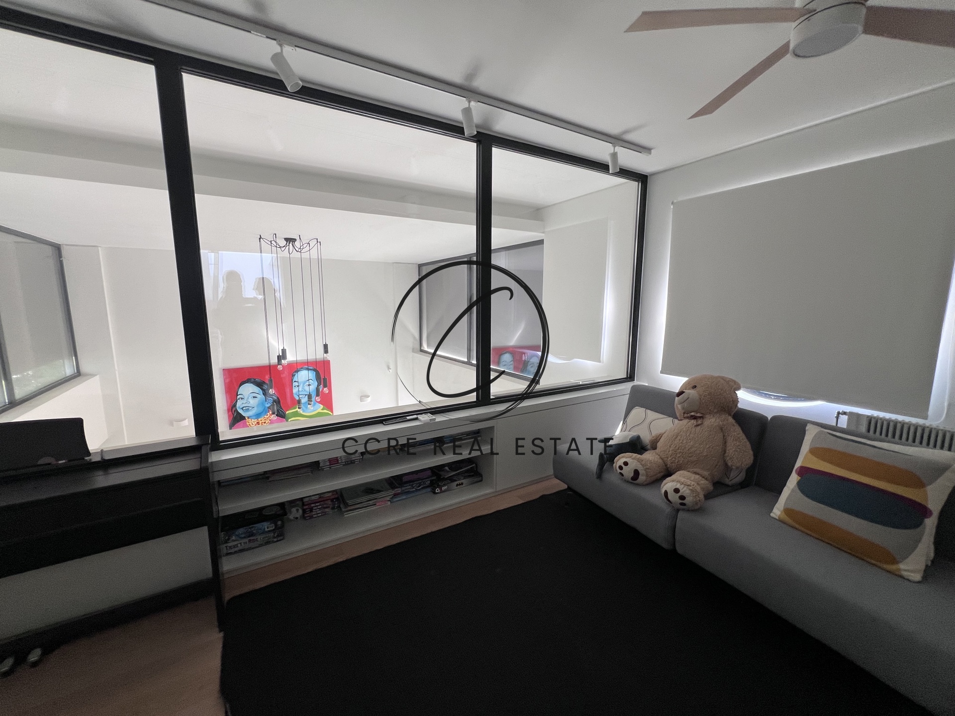 Gallery image 15