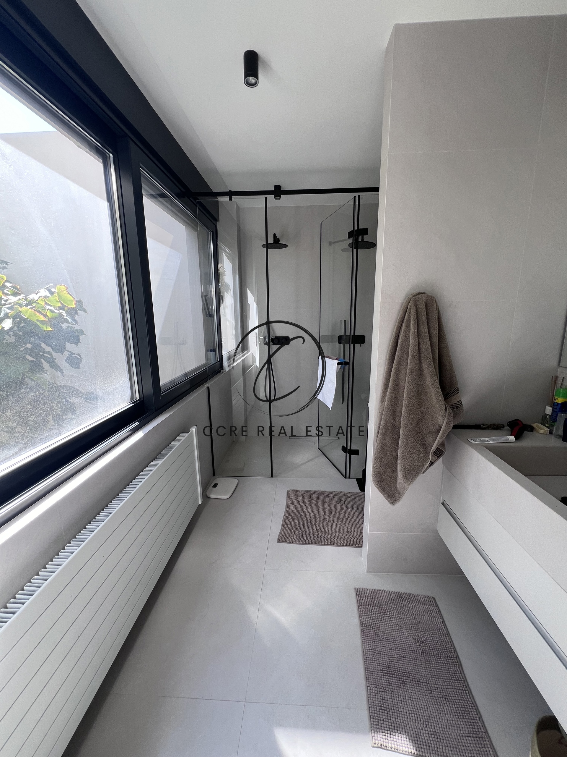 Gallery image 13