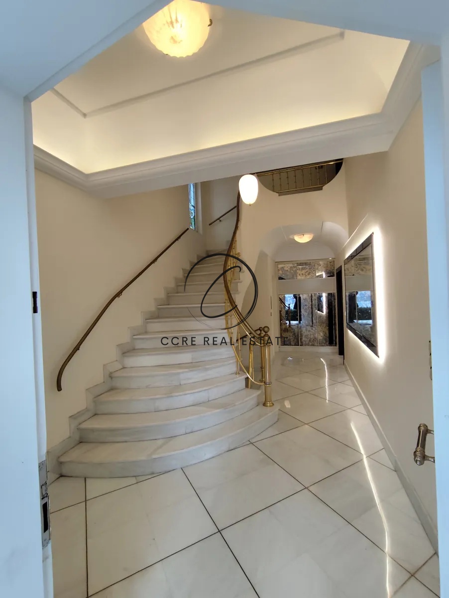 Gallery image 11