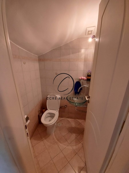 Gallery image 10