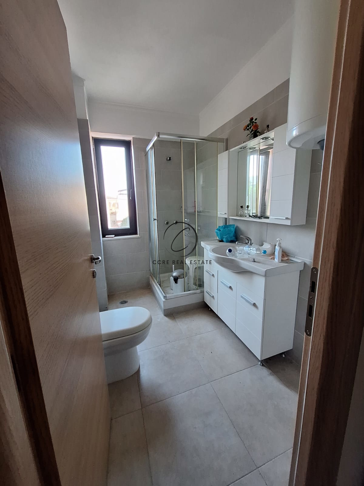 Gallery image 12