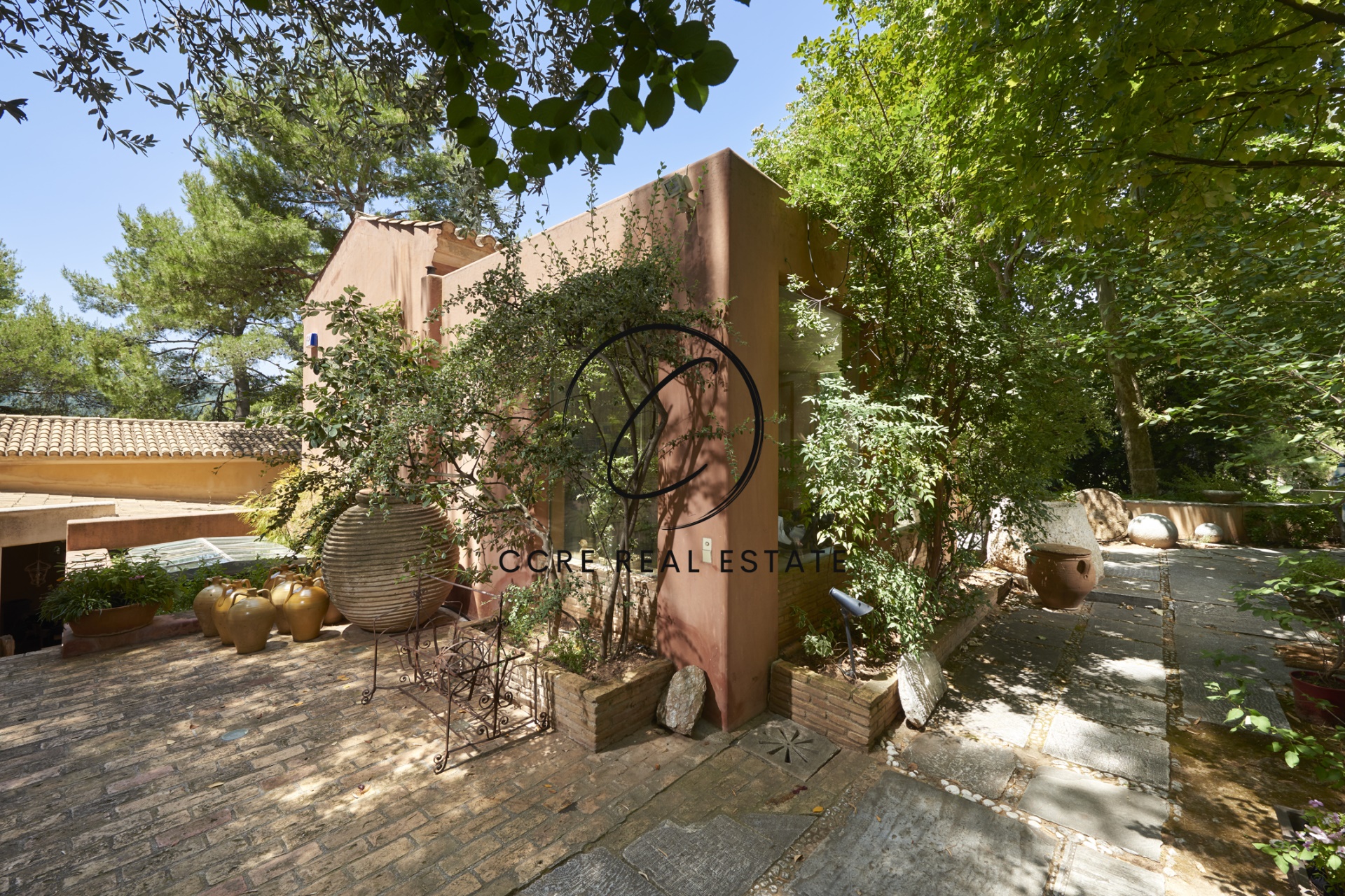 Gallery image 27