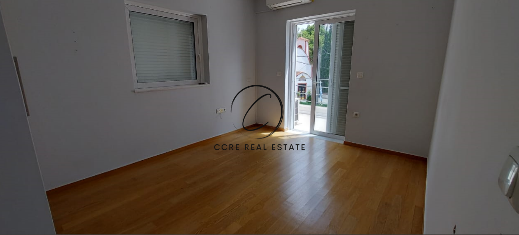 Gallery image 13