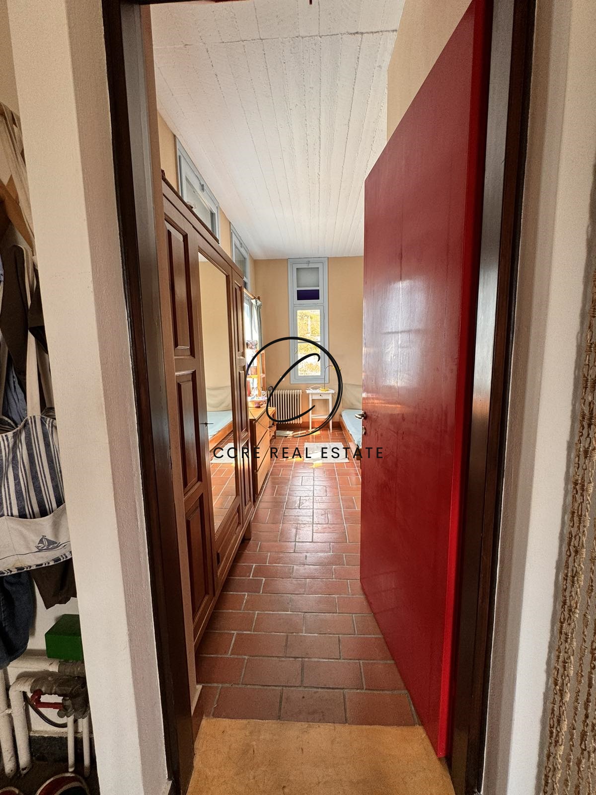 Gallery image 12
