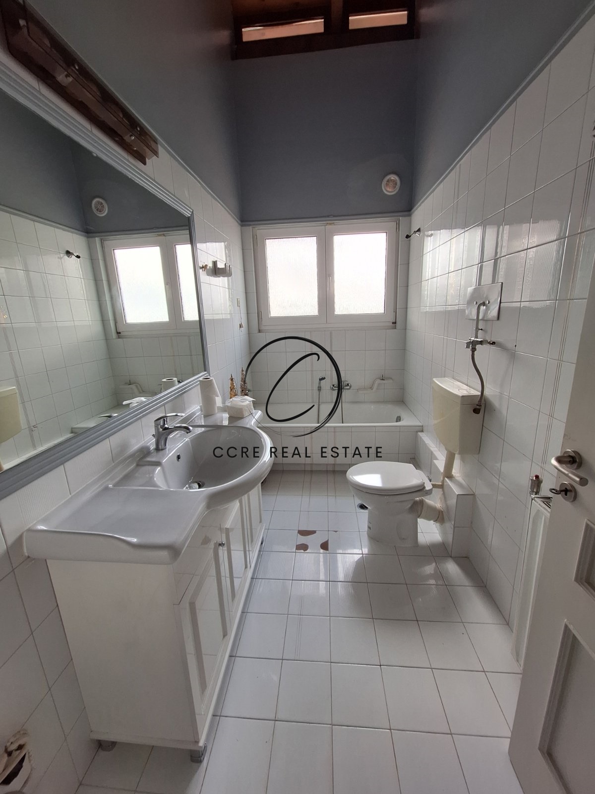 Gallery image 11