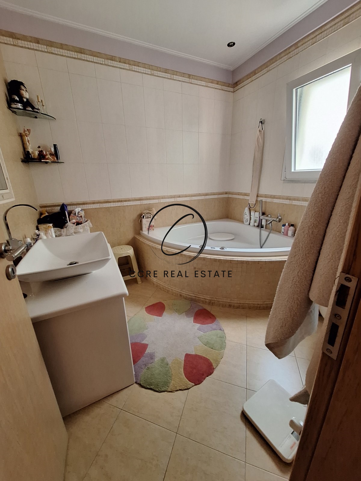 Gallery image 13