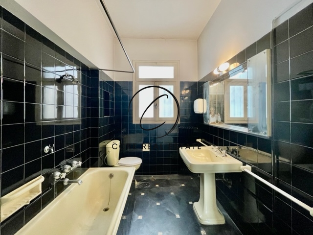 Gallery image 14