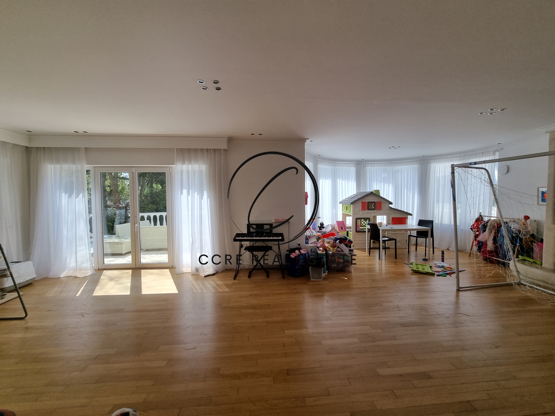 Gallery image 5