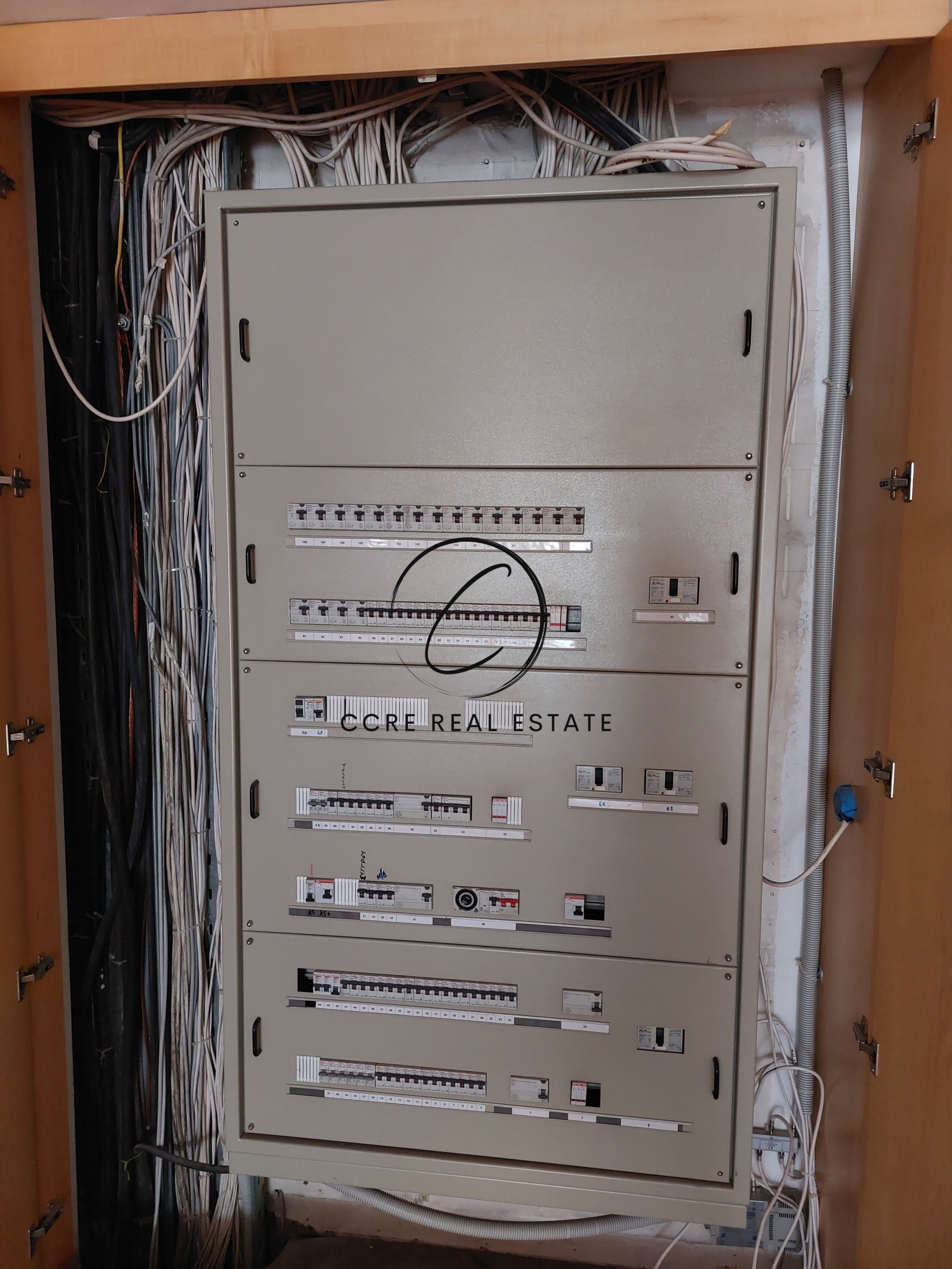 Gallery image 19