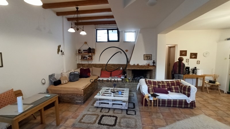 Gallery image 12
