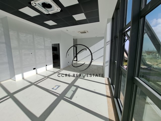 Gallery image 25