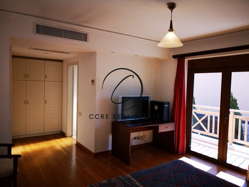 Gallery image 15
