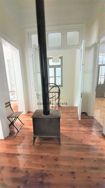 Gallery image 12